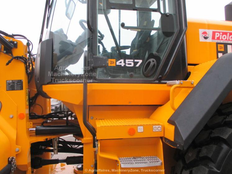 JCB